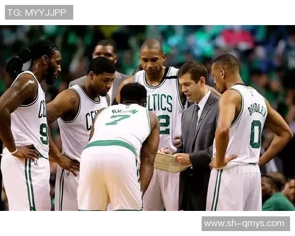 《围绕奇才打造核心阵容探索球队未来发展新机遇》