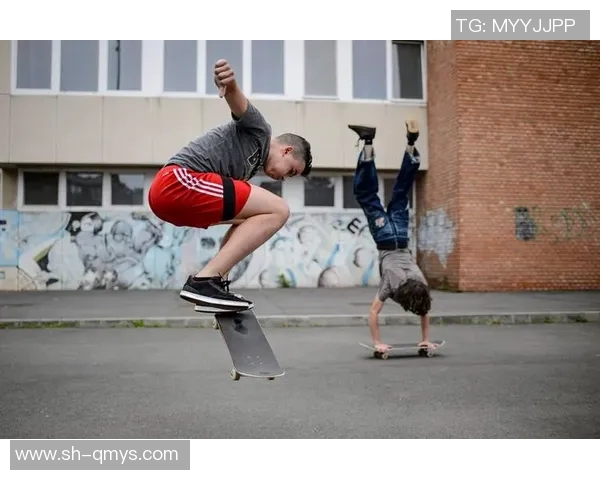 刘敏亲述滑板技巧与心得体会助你轻松入门滑板世界